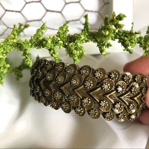 Chloe + Isabel Modern Deco Stretch Bracelet